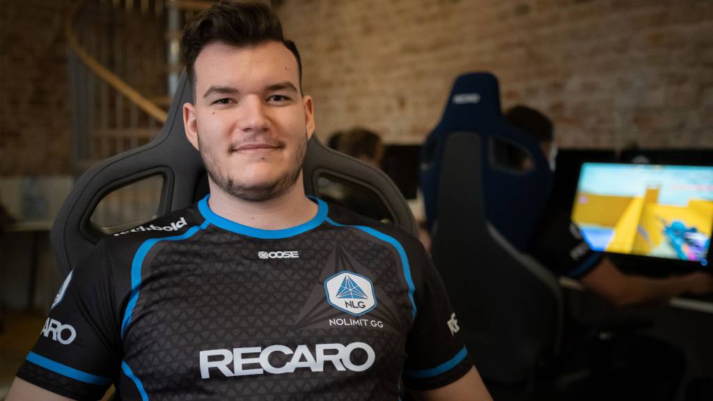 RECARO unterstützt den eSport indem sie z.B. Hauptsponsor von No Limit Gaming wurden.